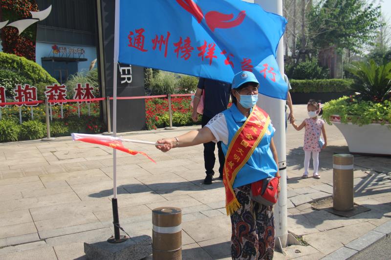 <strong>日av插吧擦擦啊</strong>